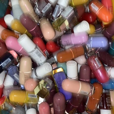 ESSENCE,CATRICE ,ELF ,BELL Nagellack Set 15 er, Restpost, catrice, Essence, Mystery, Kosmetik Paket neu