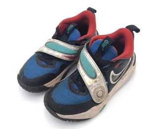 Zapatillas de baloncesto Nike Team Hustle para niños talla 11 C - Imagen 1 de 4
