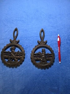 Vintage Gusseisen Untersetzer, Amish Junge & Mädchen von Dalecraft - Bild 1 von 4