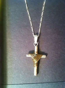 925 Sterling Silver Cross wire work Charm Pendant Necklace 24 inch Figaro - Picture 1 of 8