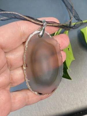 Collar de calcedonia de ágata con bandas vintage chapado en oro joyería inmobiliaria usado Foto 1 de 4