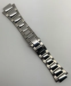 Girard Perregaux Laureato EVO 3 26mm Stainless Steel Watch Bracelet Authentic - Picture 1 of 14