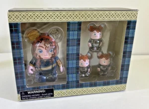 Figuras Disney Pixar Vinylmation "Brave" Mérida y Trillizos Nuevo en Caja Nuevo de Lote Antiguo - Imagen 1 de 2