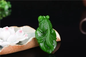 Spinat grüne Jade Goldfisch Anhänger Handarbeit Gold und Jade Fisch Anhänger Halskette - Bild 1 von 6