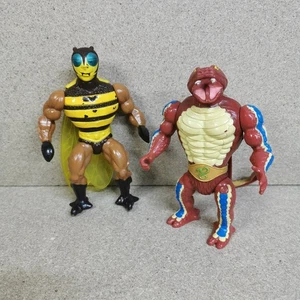 MOTU Vintage He-Man Rattlor And Buzz Off Bee Masters of the Universe 1985 1983 - Picture 1 of 11