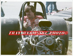 FOTOGRAFIA JOHN BRUTE FORCE NITRO AUTO DIVERTENTE NHRA DRAG RACING S92 - Foto 1 di 1