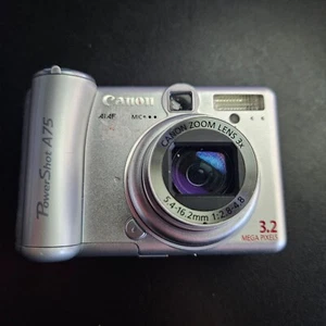 CANON POWER SHOT A75 SILBER 1,8" LCD 3,2MP DIGITALKAMERA UNGETESTET *LESEN* - Bild 1 von 4