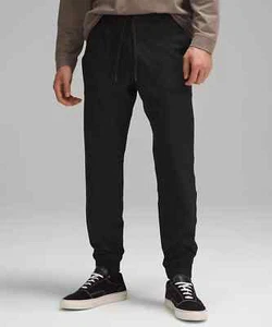 NEU lululemon ABC Jogger Regular, schwarz. Wählen Sie Ihre Größe. Neu mit Etikett - Bild 1 von 4