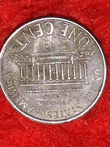 1993 Lincoln Cent With Close AM and Die Errors - Picture 1 of 11