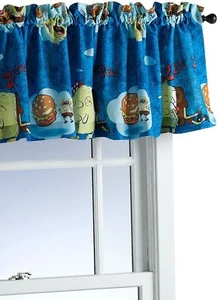 SpongeBob *Dreams of Burgers* 84"x 17" Valance / Curtain Children's Window Decor - Picture 1 of 3