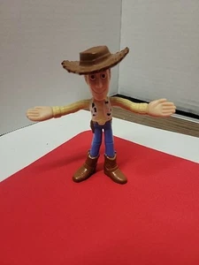 Toy Story - biegsam 4" Woody - Disney Pixar - Bild 1 von 6