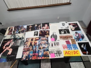 Vintage AC/DC Memorabilia Lot Autogramme, Poster, Backstage Pässe * SIEHE HINWEISE - Bild 1 von 13