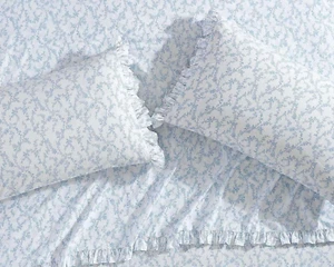 Set federe con volant Laura Ashley Victoria cotone percalle king size blu floreale - Foto 1 di 4