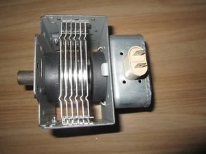GE MICROWAVE MAGNETRON WB27X11038 - Picture 1 of 2