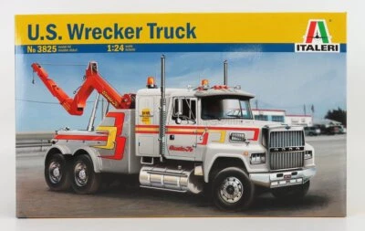 MODELLINO CAMION STATICO ITALERI FORD 9000 TRUCK 3 ASSI 1986 CARRO ATTREZZI 1/24 - Immagine 1 di 3