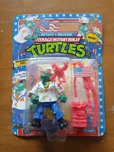 Playmates Teenage Mutant Ninja Turtles TMNT Midshipman Mike 1991 non perforato - Foto 1 di 10