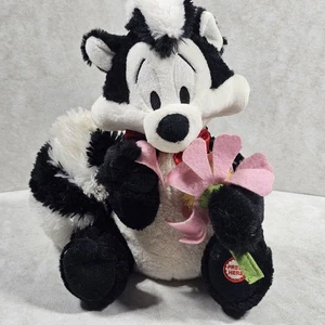 Hallmark Warner Brothers Electronic PePe Le Pew 10inPlush Does Not Work Preowned - Picture 1 of 15