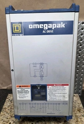 Square D Omegapak AC Drive Class 8803 Type P00C04H – 10 HP 7.5kW 460V 3-Phase... - Image 1 of 4