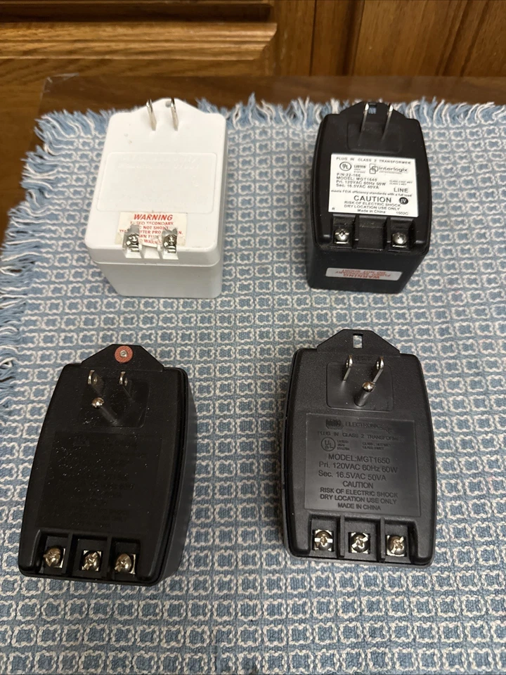 Transformador de Sistema de Seguridad MGT1650 Enchufe Clase 2 120 VAC 16.5 Mgt1640 Atw-1640al Foto 1 de 4