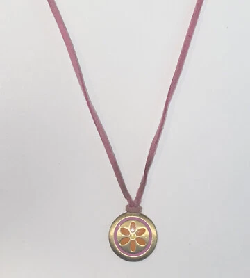 Collar Colgante Lia Sophia Reversible Tono Dorado con Cordón de Cuero Rosa Foto 1 de 4