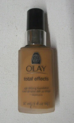 OLAY TOTAL EFFECTS AGE DEFYING FOUNDATION 72 MEDIUM TO DEEP HONEY uns NO CAP - Image 1 of 3