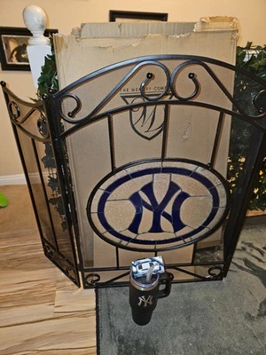 NY New York Yankees STAINED GLASS FIREPLACE GATE + TRAVEL TUMBLER + PROMO CAR - Image 1 of 4