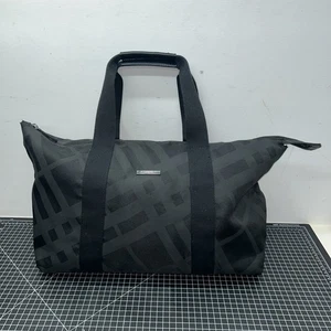 Burberry Fragrances Overnight Tasche schwarz abstrakt geometrisch kariert - Bild 1 von 10