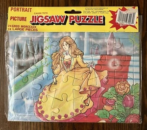Child’s Portrait Picture Jigsaw Puzzle Fairytale 24 Pieces Vintage - Picture 1 of 2