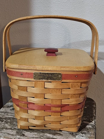 1995 Longaberger Christmas Collection CRANBERRY Basket RED + Lid & Protector Cover