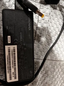 lenovo laptop charging cable - black  - Picture 1 of 3