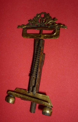 Porte-cadre Ancien Style Louis XVI - Photo 1/4