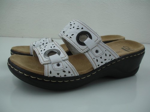 Sandali donna 7 5 M Clarks Lexi alloro pelle bianca tacco zeppa slip on slide
