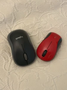 Souris Logitech sans fil - Photo 1/2