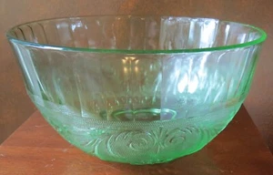 Tiara Glass Sandwich Chantilly Green 6 7/8” Tall 13” Diameter Punch Bowl(s) - Picture 1 of 4