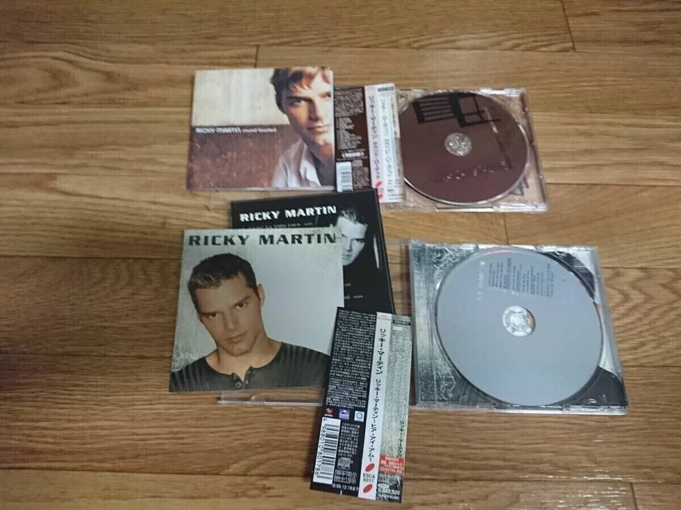 Ricky Martin CD SET x2  【Sound Loaded】【Ricky Martin】 Album set（Used item）Ｓ08083 - Image 1 of 4