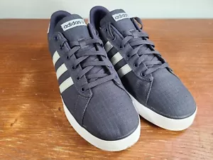 Scarpe da corsa Adidas da uomo SE Daily Vulc F38360 grigie sneakers taglia 12 - Foto 1 di 10