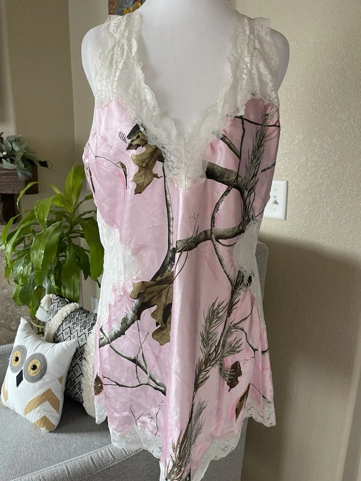 Lingerie/slip feminino Black Widow rosa camuflagem árvore real tamanho G alças ajustáveis - Imagem 1 de 4