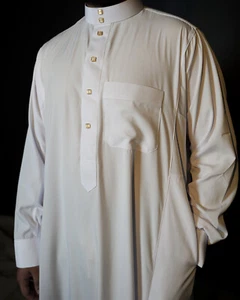 Muslim Thobe WHITE Long Sleeve SAUDI STYLE Islamic Jubba madewith luxury fabric - Picture 1 of 10