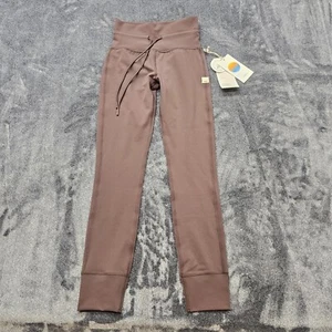 Vuori Daily 7/8 leggings womens XS chocolate high rise ultra soft no slip NEW - Picture 1 of 11