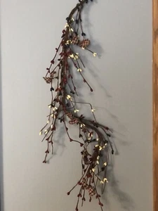 DLCC~24" Americana USA Pip berry Garland Primitive Two feet W/ Homespun Bows - Picture 1 of 4