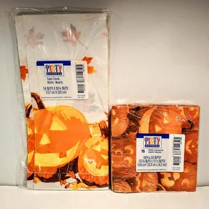 Hallmark Party Express Halloween Paper Tablecloth 54"x89¼" & 16 Matching Napkins - Picture 1 of 2