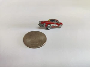 CHEVROLET CORVETTE C1 STYLE 1953-1962 RED AUTOMOTIVE HAT PIN LAPEL PIN - Picture 1 of 2