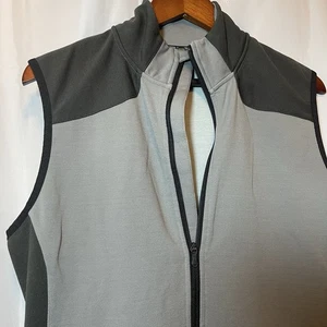 SmartWool PhD HYFI Performance Merino Wool Vest Men’s Large Wicking Comfort - Picture 1 of 9