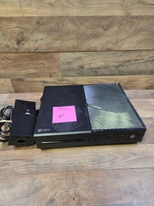 Microsoft Xbox One Console Gaming System Only Black 1540 365 GB READ - Picture 1 of 3