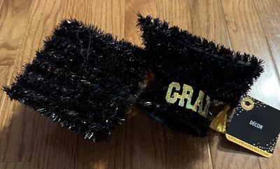 2 piezas Graduación Tapa Negra Borla Dorada Mesa Decoraciones Nuevo “Grado” Foto 1 de 4