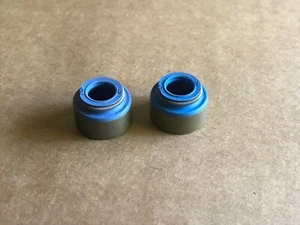 YAMAHA SR500 TT500 XT500 VITON VALVE SEALS - Picture 1 of 1