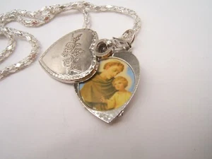 ST ANTHONY HEART SHAPED MEDAL PENDANT NECKLACE HEART SLIDES OPEN - Picture 1 of 5