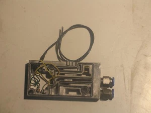 VÁLVULAS MAC 46A-0SA-AD-0000-000 COLECTOR SECCIÓN BASE P6339 - Imagen 1 de 5
