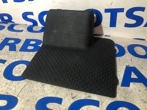 Alfombrilla de goma para consola central SAAB 9-5 95 en forma 4600086 98-09 buen estado de limpieza - Imagen 1 de 3