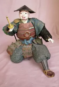 Antigua Figura Muñeca Guerrero Samurai Arrodillada de Madera Gofun Japonesa Grande De Colección - Imagen 1 de 15